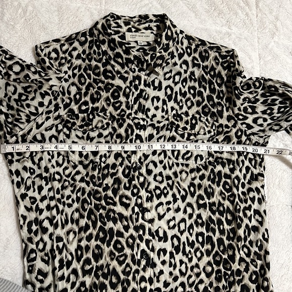 Jones of NewYork blouse, size L - Picture 8 of 8